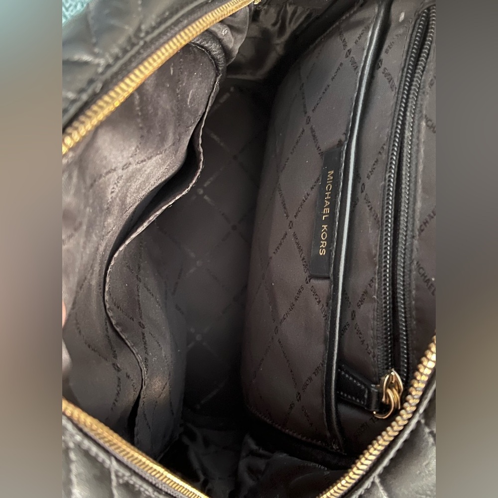 MICHAEL KORS Abbey Medium Quilted Leather Backpack - Picture 4 of 13